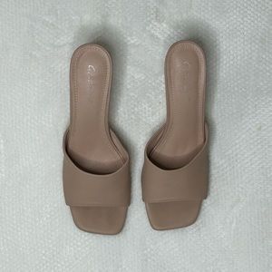Tan kitten heel